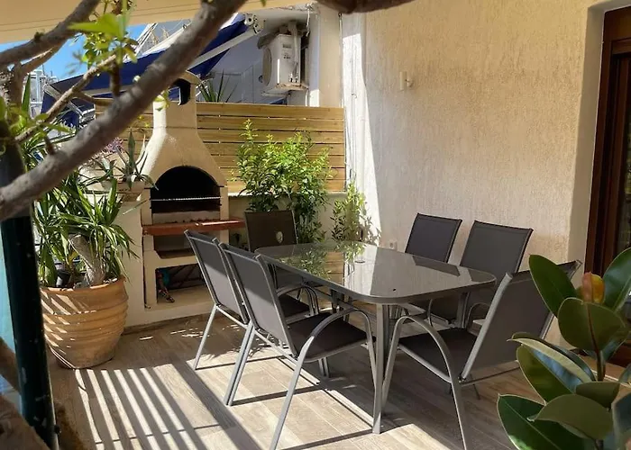 Acropolis Lux Apartment