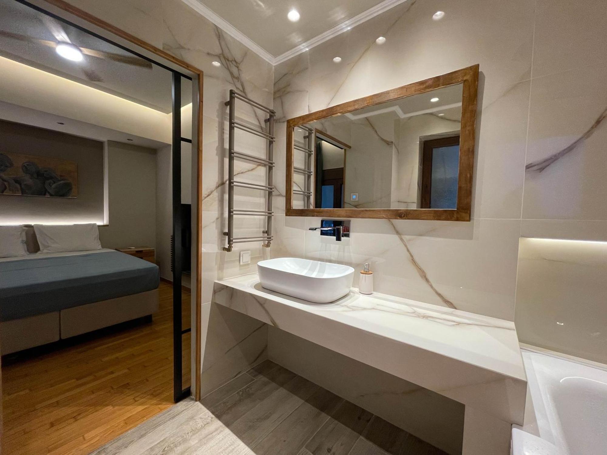 Acropolis Lux Apartment