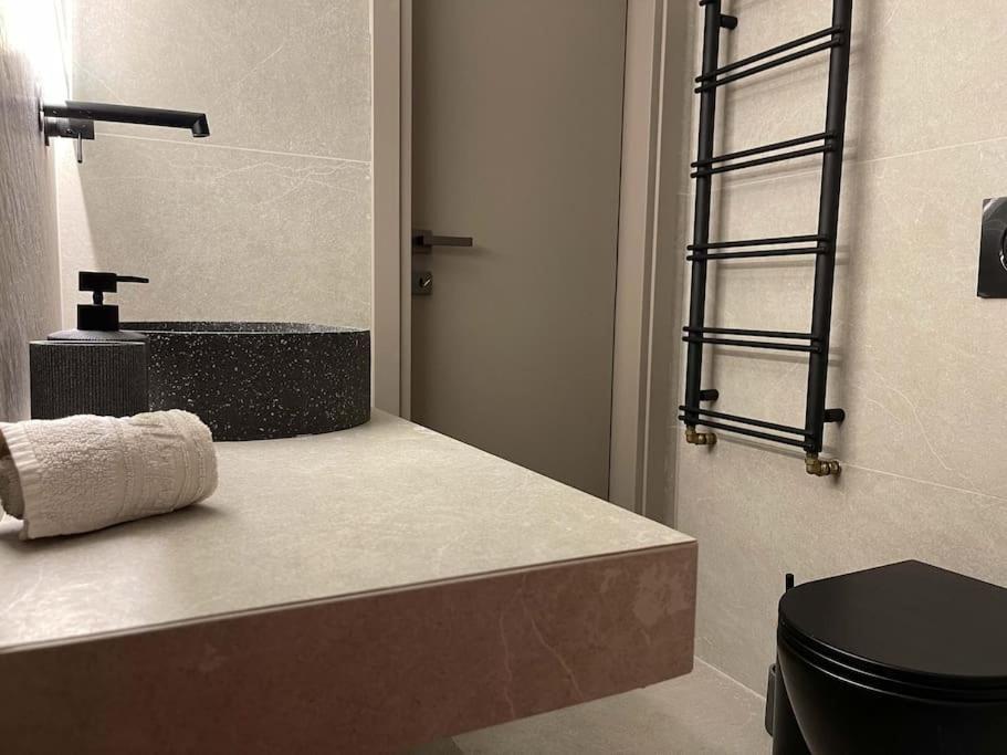 Acropolis Lux Apartment Athens